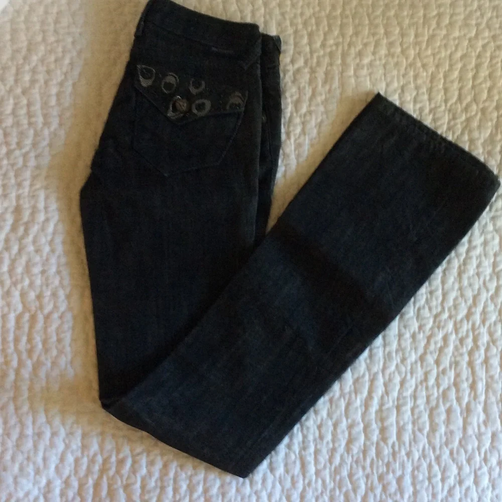 Jeans - Picture 2 of 5